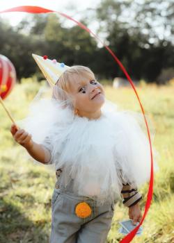 Zirkus Hüte mit PomPoms